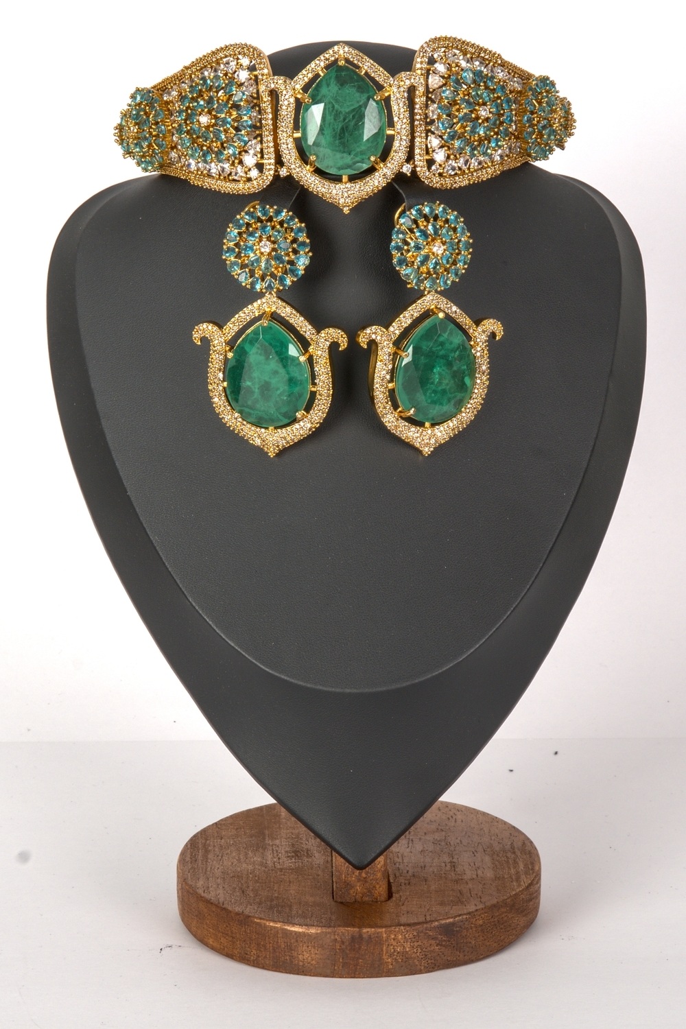 Necklace Set 10 — view 2